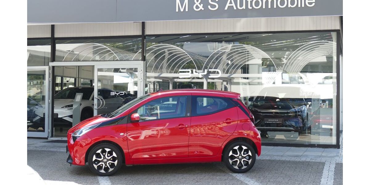 Toyota Aygo (X) 43.000 km 10.850 &euro; Schwelm 58332