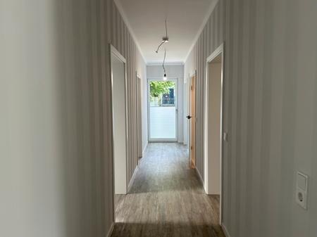 Erdgeschoßwohnung Iserlohn - 5 Zimmer, 128 m&sup2;, 2.200&euro; | Angebot:19264816