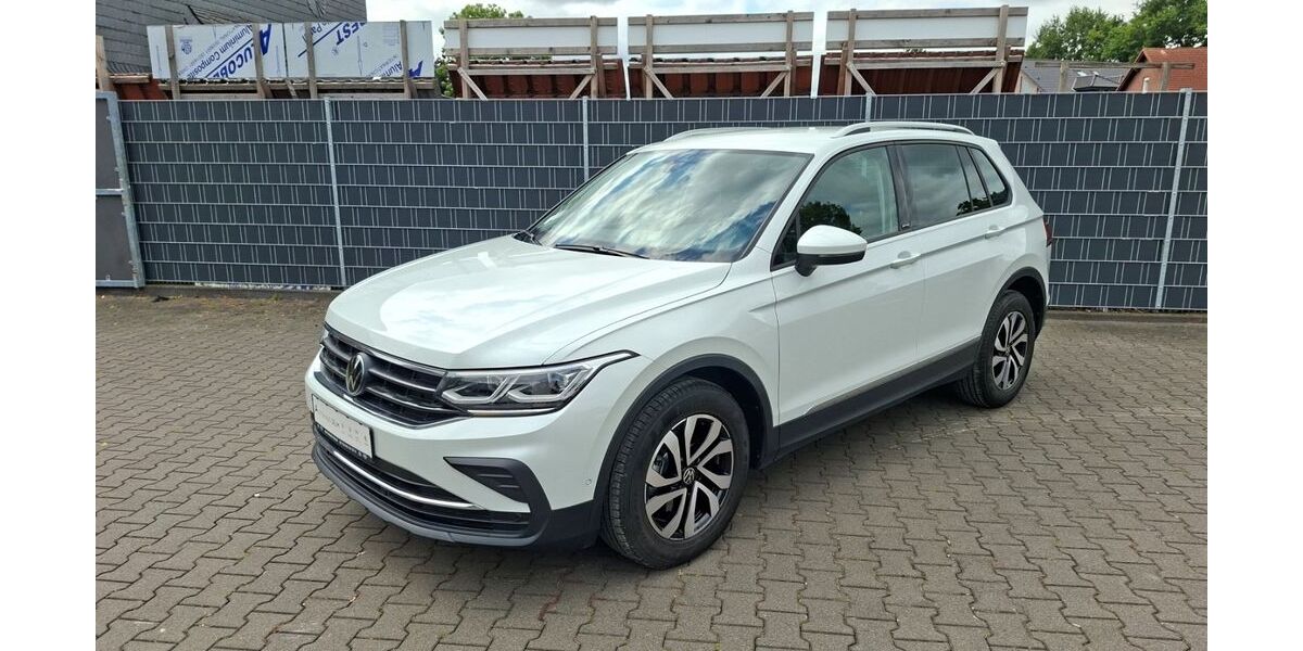 VW Tiguan 24.295 km 29.870 &euro; Selm 59379