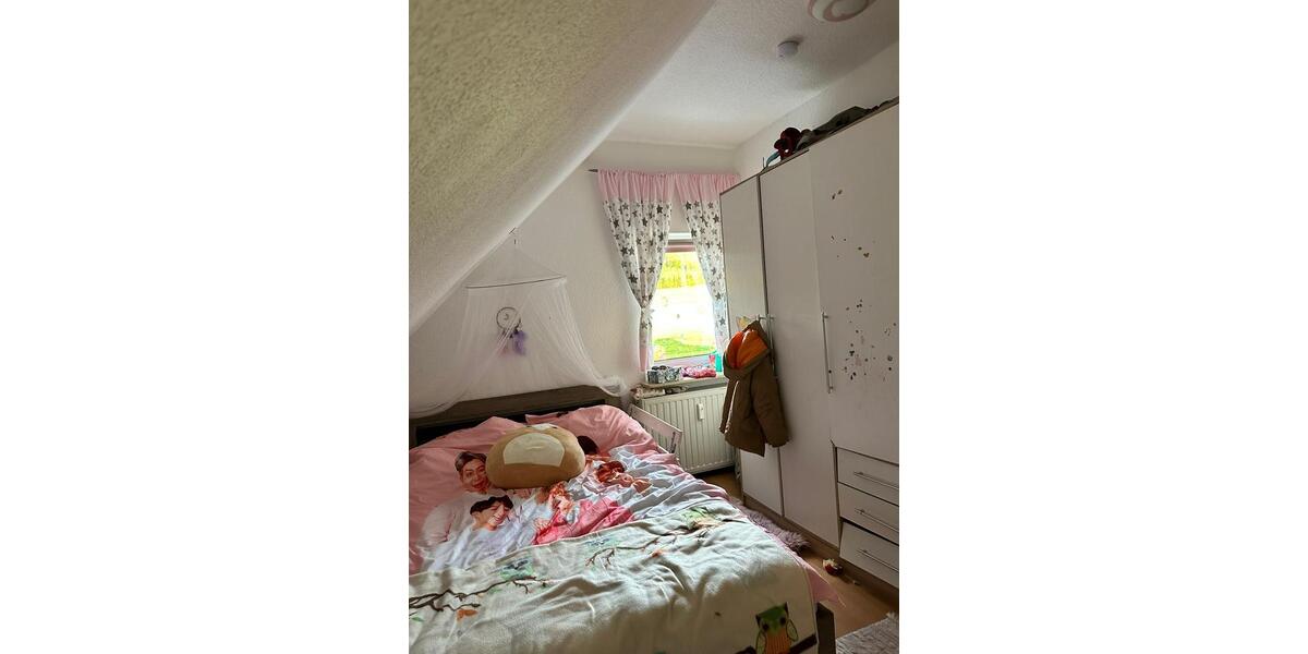 Dachgeschoßwohnung Halver - 4.5 Zimmer, 100 m&sup2;, 850&euro; | Angebot:27545449
