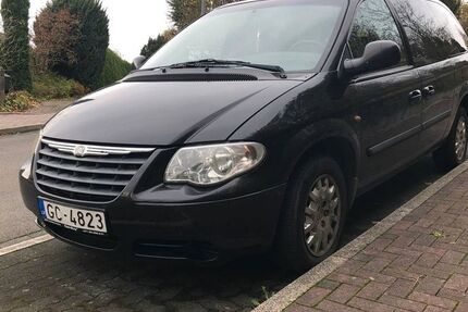 Chrysler Voyager 202.000 km 3.900 &euro; Halver 58553