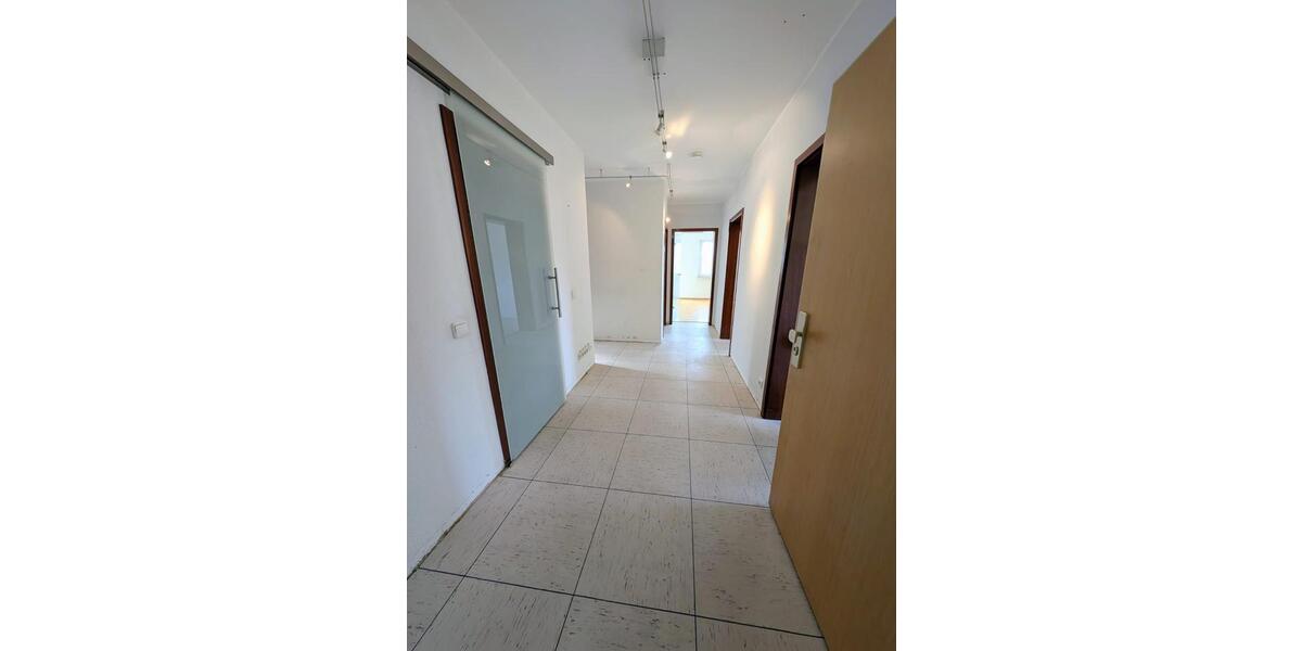 Etagenwohnung Holzwickede - 3.5 Zimmer, 77 m&sup2;, 157.000&euro; | Angebot:25991138