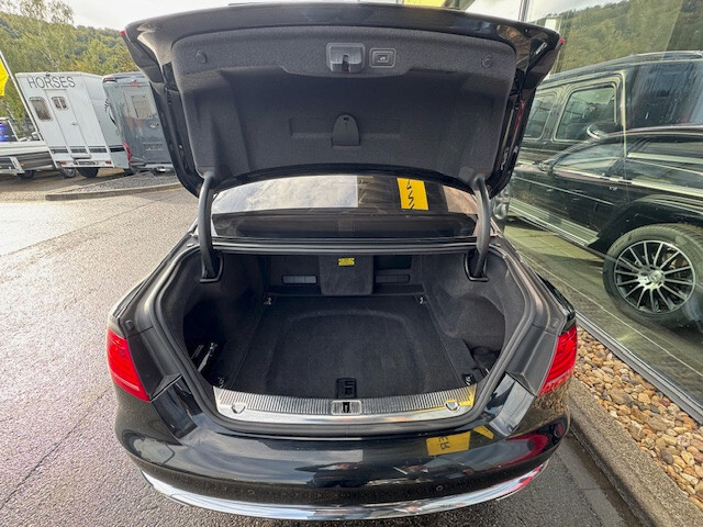 Audi A8 146.101 km 26.999 &euro; Gevelsberg 58285