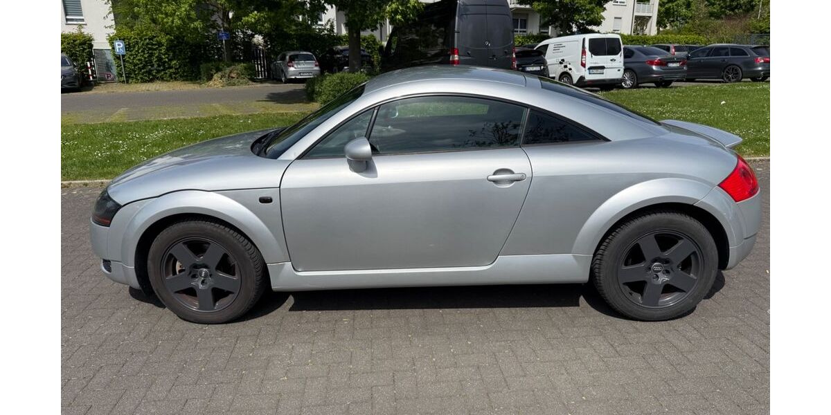Audi TT 235.570 km 3.500 &euro; Fröndenberg 58730