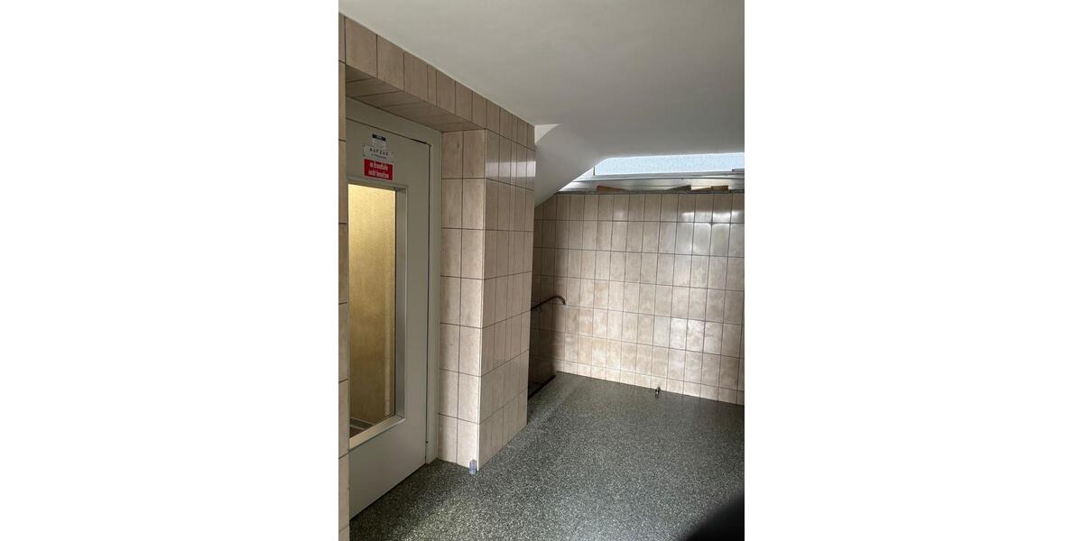 Etagenwohnung Ennepetal - 3 Zimmer, 74 m&sup2;, 350&euro; | Angebot:27600085
