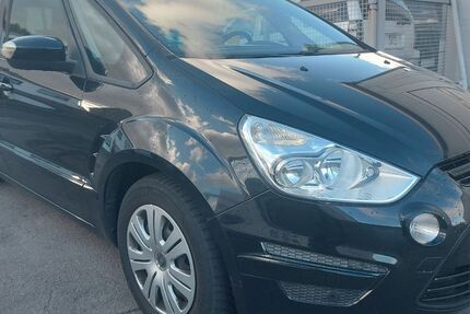 Ford S-Max 262.000 km 3.450 &euro; Holzwickede 59439