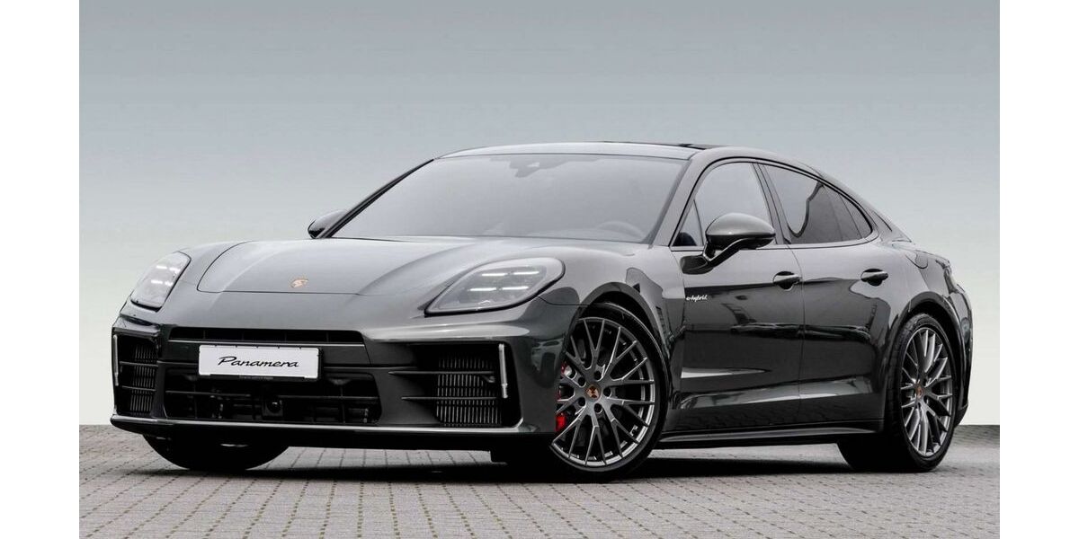 Porsche Panamera 17.500 km 151.900 &euro; Hagen 58119