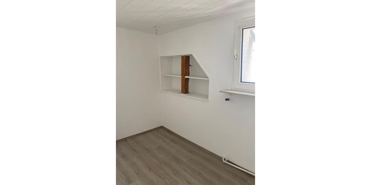 Etagenwohnung Hemer - 3 Zimmer, 77 m&sup2;, 700&euro; | Angebot:25640151