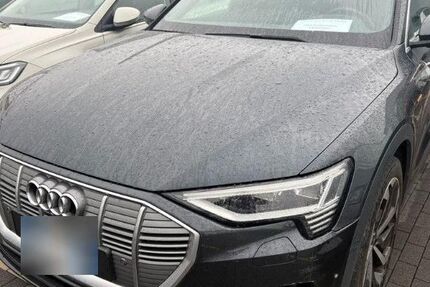 Audi e-tron 67.148 km 35.555 &euro; Hagen 58091