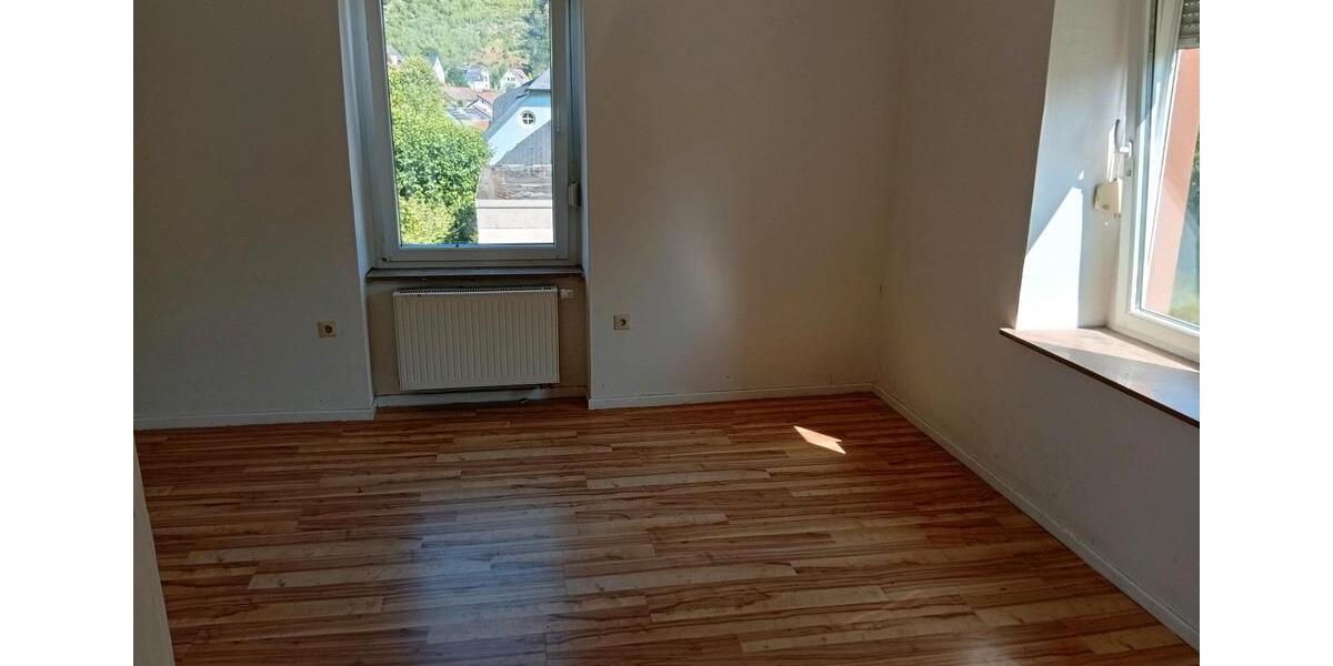 Erdgeschoßwohnung Werdohl - 4 Zimmer, 95 m&sup2;, 790&euro; | Angebot:27587187