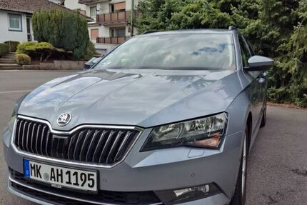 Skoda Superb 210.215 km 12.990 &euro; Lüdenscheid 58511