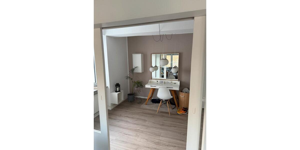 Etagenwohnung Dortmund Innenstadt West - 2.5 Zimmer, 64 m&sup2;, 810&euro; | Angebot:25642598