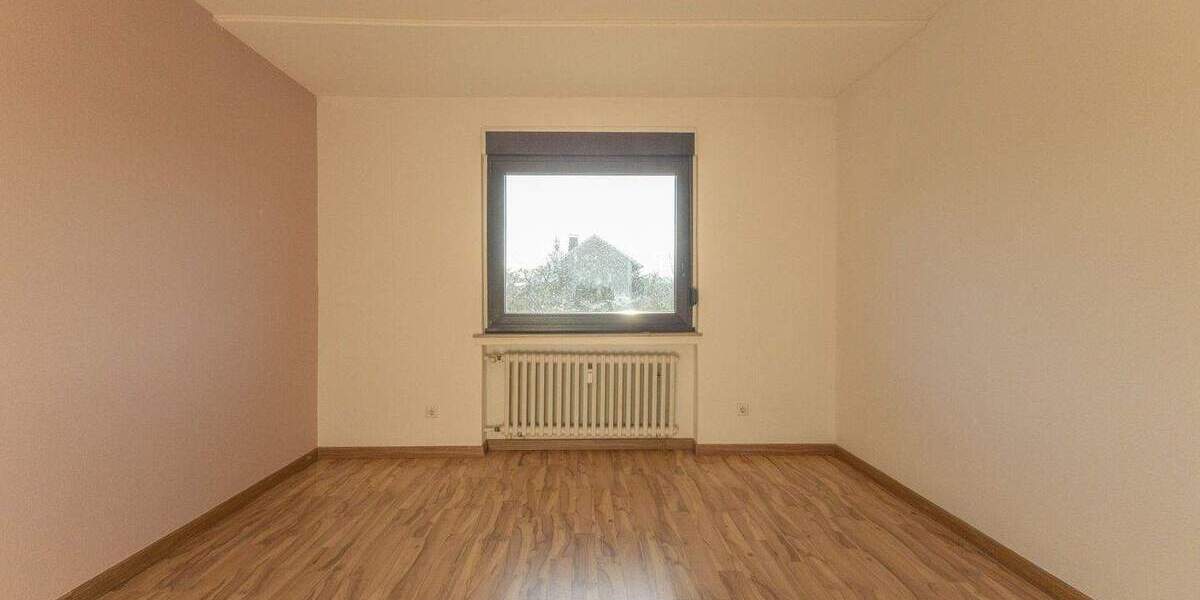 Etagenwohnung Menden Mitte - 4 Zimmer, 125.000&euro; | Angebot:25729250