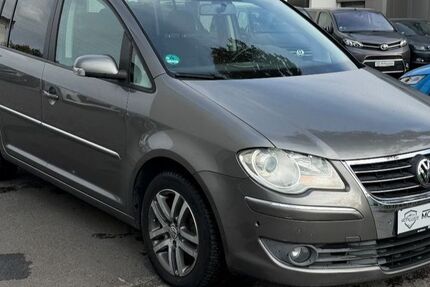 VW Touran 153.000 km 5.890 &euro; Dortmund 44147