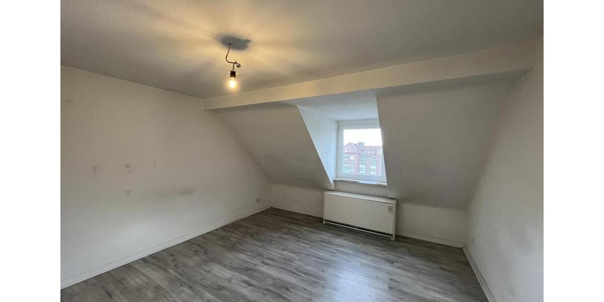 Dachgeschoßwohnung Bochum Günnigfeld - 2 Zimmer, 47 m&sup2;, 350&euro; | Angebot:25864473