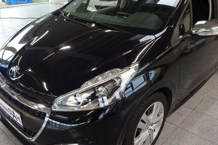 Peugeot 208 50.050 km 8.750 &euro; Werl 59457