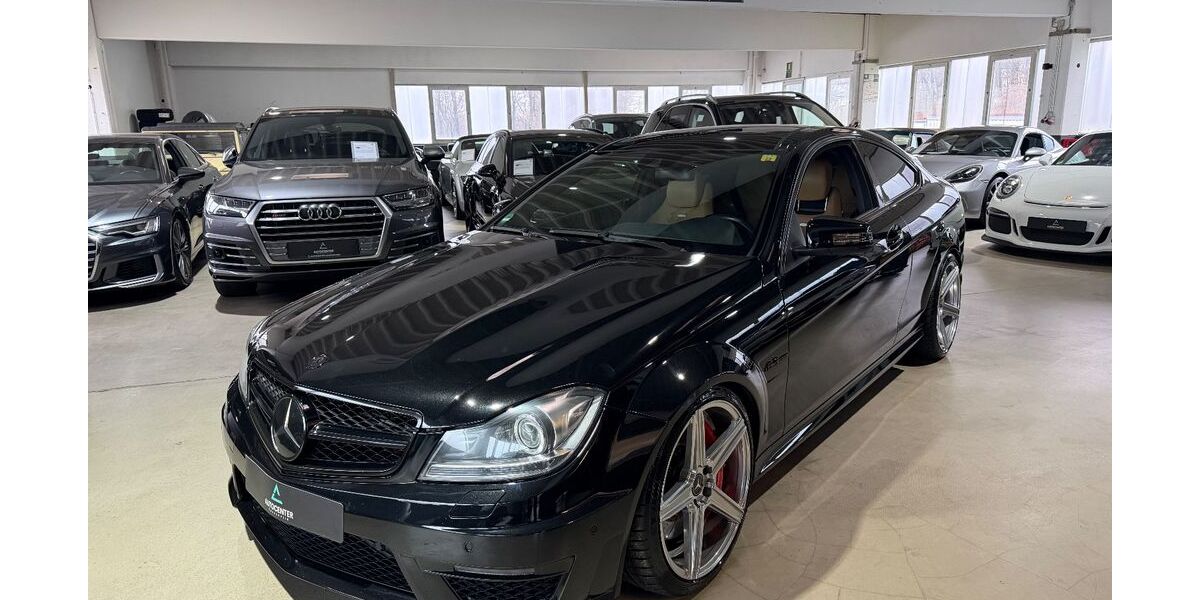 Mercedes-Benz C 63 AMG 136.000 km 36.990 &euro; Lüdenscheid 58507