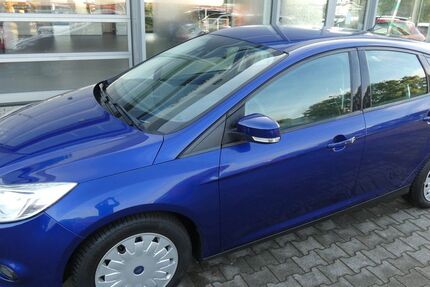 Ford Focus 123.000 km 4.800 &euro; Bergkamen 59192