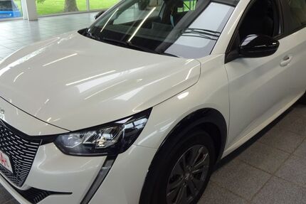 Peugeot 208 23.206 km 16.450 &euro; Werl 59457