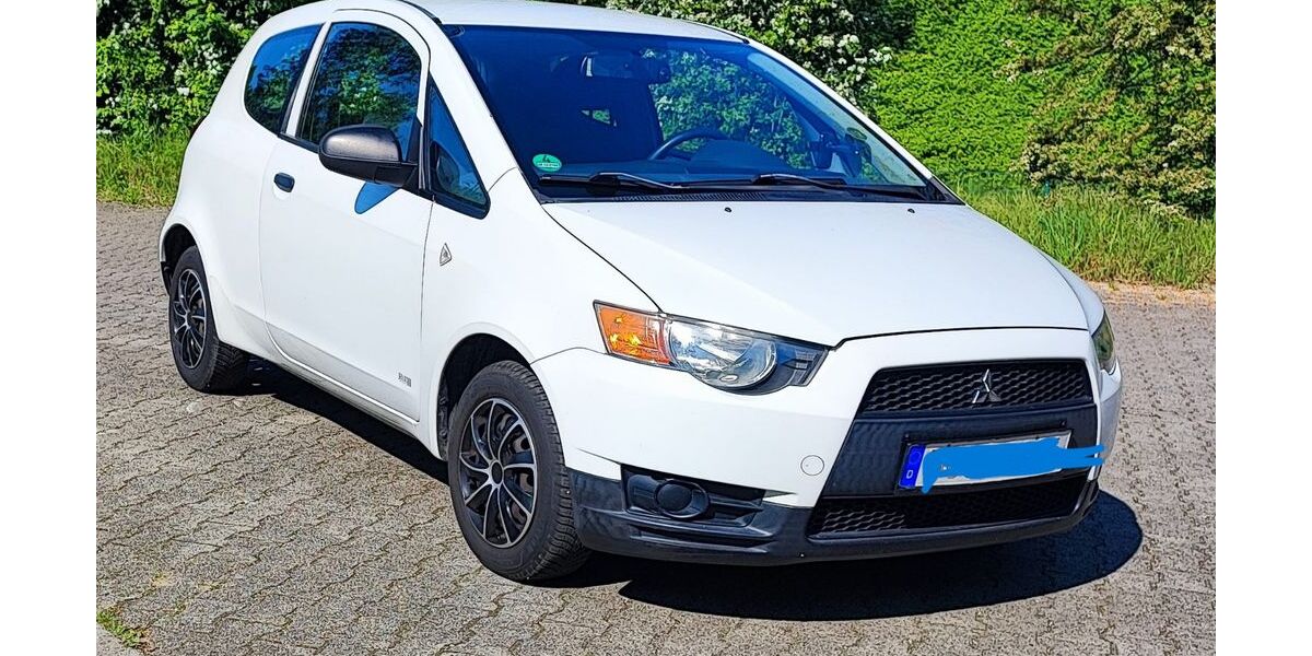 Mitsubishi Colt 109.000 km 2.250 &euro; Dortmund 44379