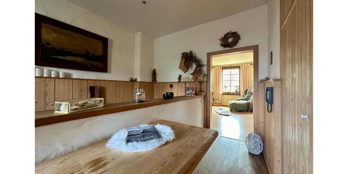 Einfamilienhaus Halver - 8 Zimmer, 340 m&sup2;, 380.000&euro; | Angebot:26019734