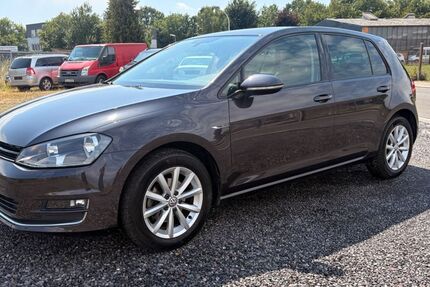 VW Golf 149.331 km 8.300 &euro; Werl 59457