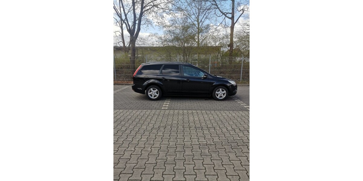 Ford Focus II Kombi 244.000 km 3.500 &euro; Witten 58452
