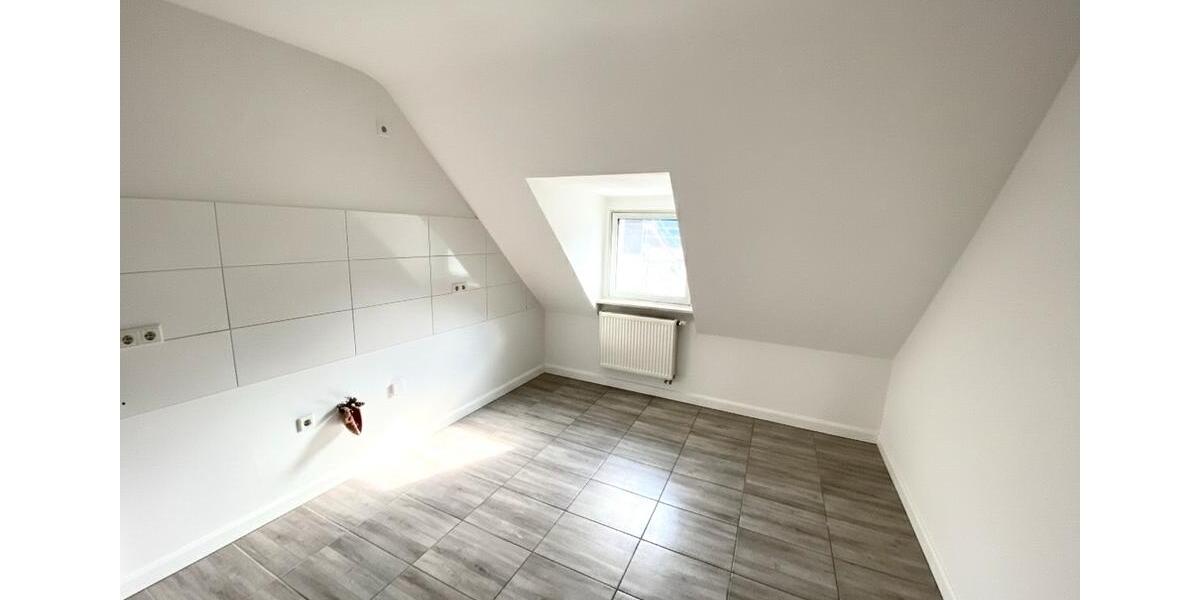 Dachgeschoßwohnung Hagen Hagen-Mitte - 3 Zimmer, 85 m&sup2;, 139.000&euro; | Angebot:24776629