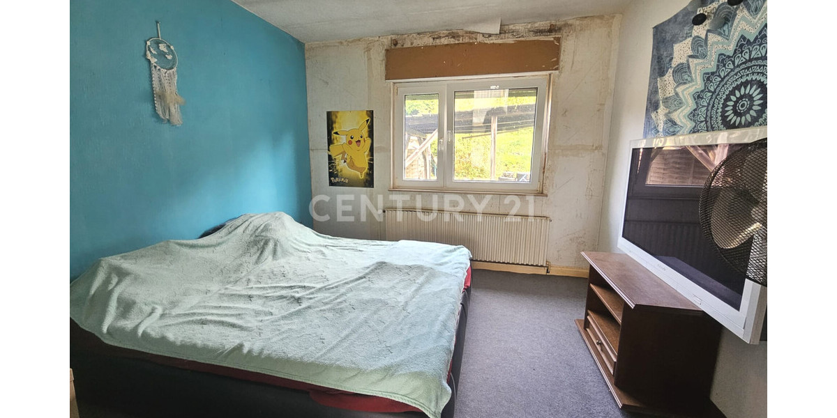 Zweifamilienhaus für Handwerker in ruhiger Lage - Zweifamilienhaus Lüdenscheid Othlinghausen | Angebot:22217309