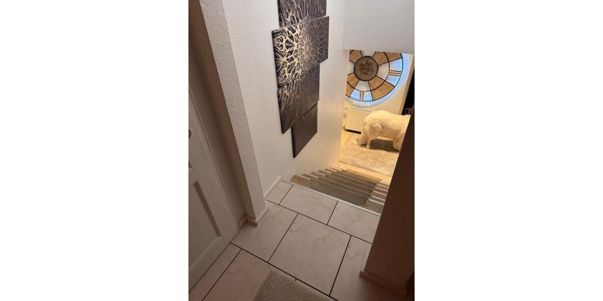 Etagenwohnung Iserlohn Sümmern - 6 Zimmer, 150 m&sup2;, 1.375&euro; | Angebot:25710774