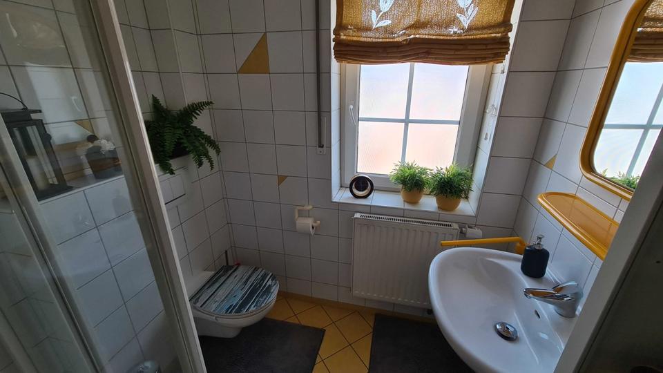 Einfamilienhaus Fröndenberg (Ruhr) - 5 Zimmer, 150 m&sup2;, 1.800&euro; | Angebot:27615895