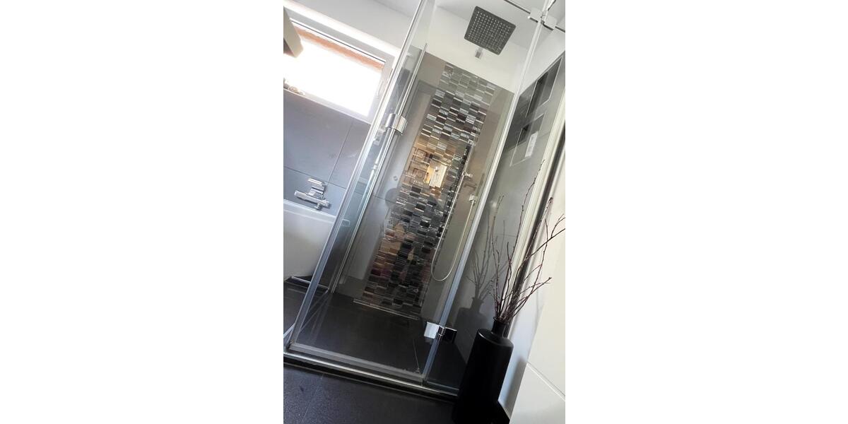 Hochparterre Lüdenscheid - 3 Zimmer, 80 m&sup2;, 165.000&euro; | Angebot:25961804