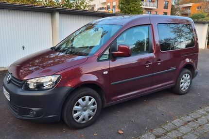VW Caddy 196.000 km 6.990 &euro; Dortmund 44263