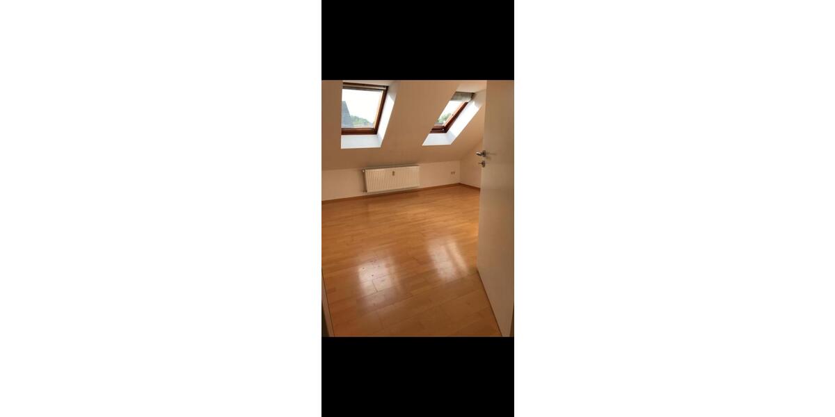 Dachgeschoßwohnung Dortmund Eving - 3.5 Zimmer, 85 m&sup2;, 800&euro; | Angebot:25150019