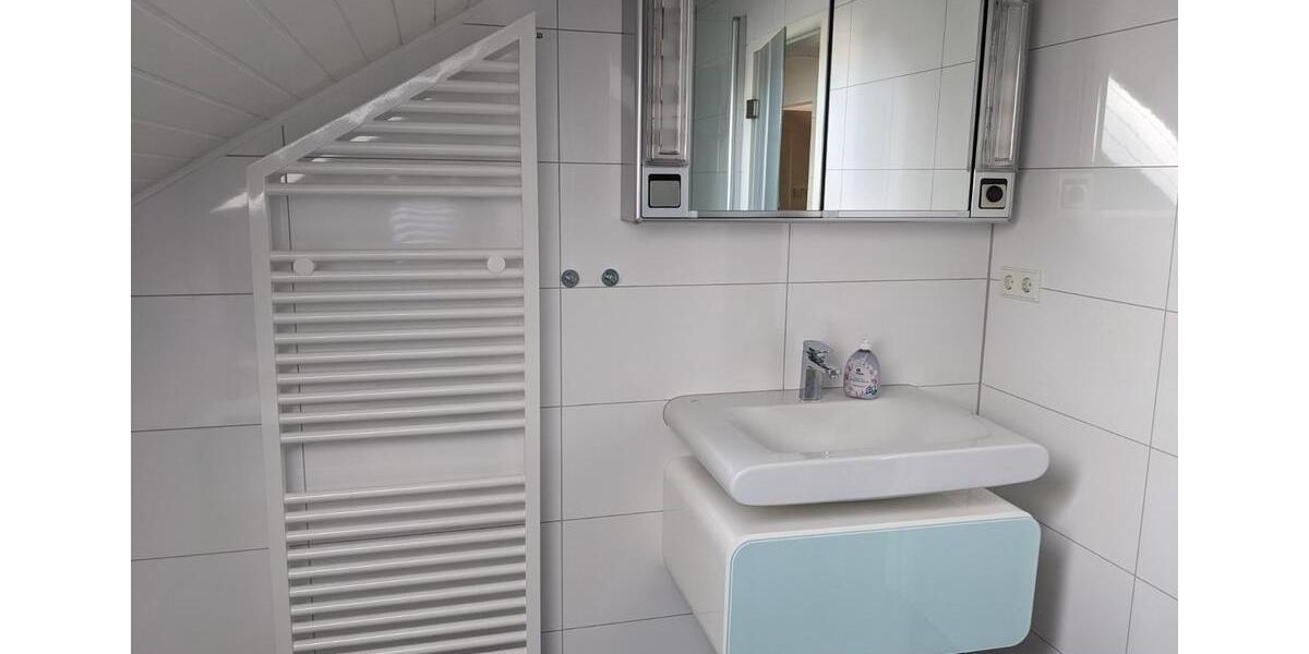 Dachgeschoßwohnung Dortmund Aplerbeck - 2 Zimmer, 100 m&sup2;, 880&euro; | Angebot:25180581