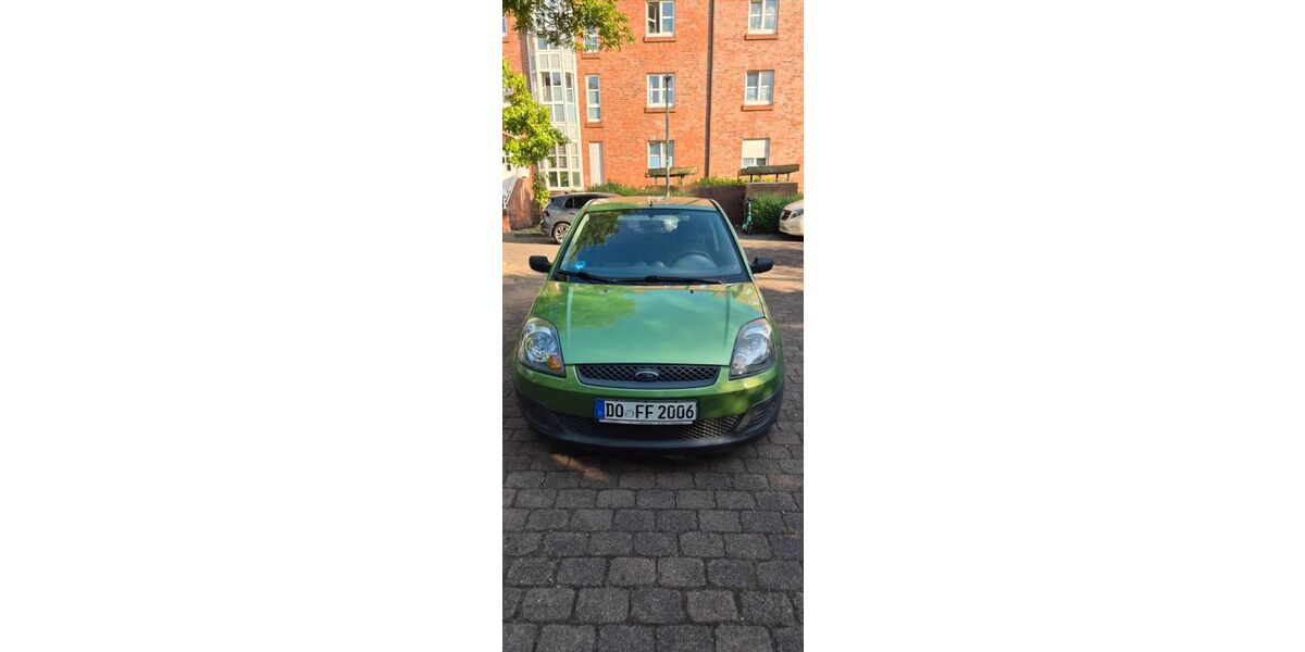 Ford Fiesta 63.000 km 2.499 &euro; Dortmund 44137