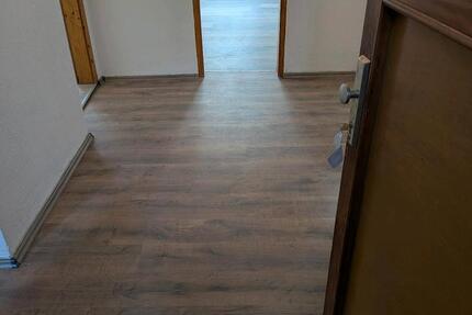 Wohnung Schwelm - 4 Zimmer, 110 m&sup2;, 1.200&euro; | Angebot:25943765