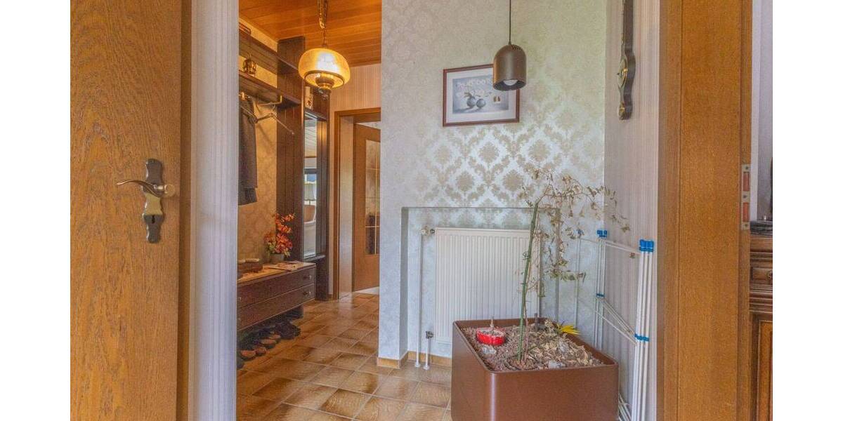 Reihenmittelhaus Menden Mitte - 3 Zimmer, 98 m&sup2;, 198.000&euro; | Angebot:26824882