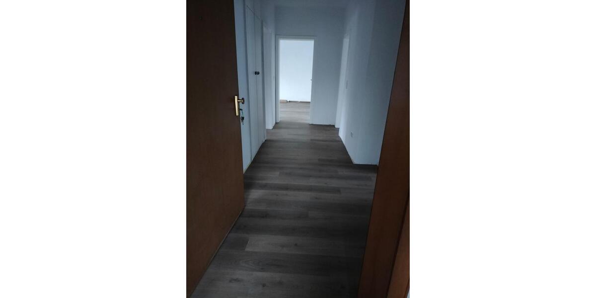 Erdgeschoßwohnung Hagen Hagen-Mitte - 3 Zimmer, 77 m&sup2;, 800&euro; | Angebot:27606105