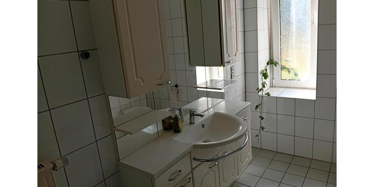 Erdgeschoßwohnung Werdohl - 4 Zimmer, 95 m&sup2;, 790&euro; | Angebot:27587187