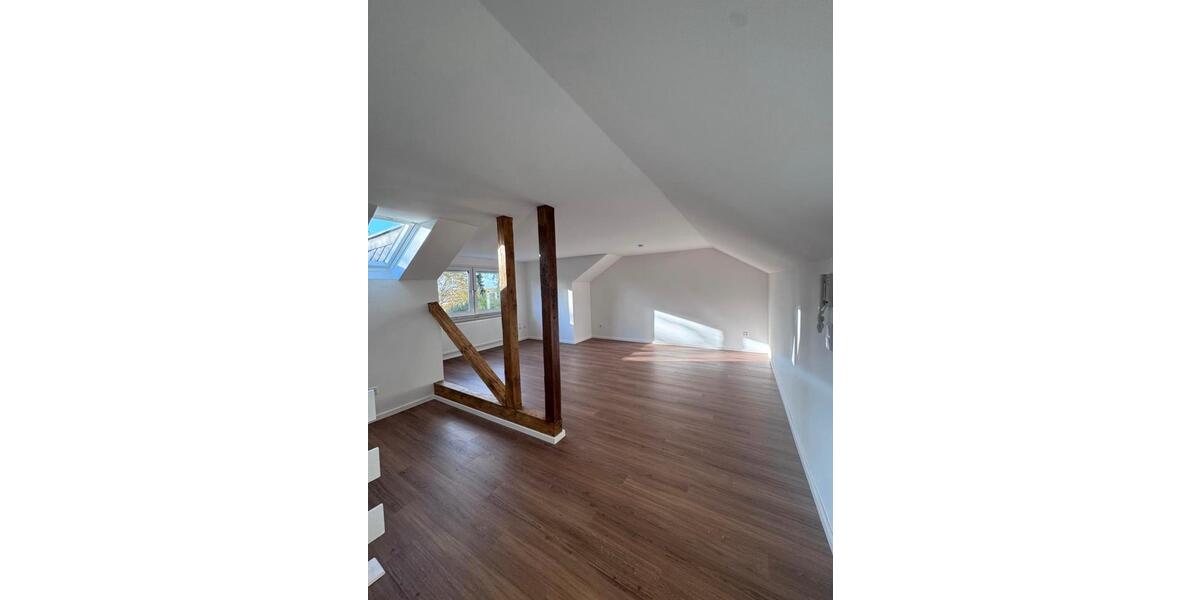 Dachgeschoßwohnung Dortmund Brackel - 2 Zimmer, 80 m&sup2;, 975&euro; | Angebot:24979757