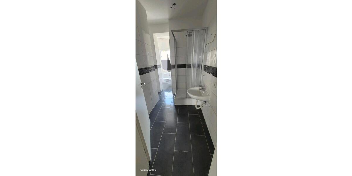 Etagenwohnung Hagen Hohenlimburg - 4 Zimmer, 104 m&sup2;, 1.100&euro; | Angebot:25994262