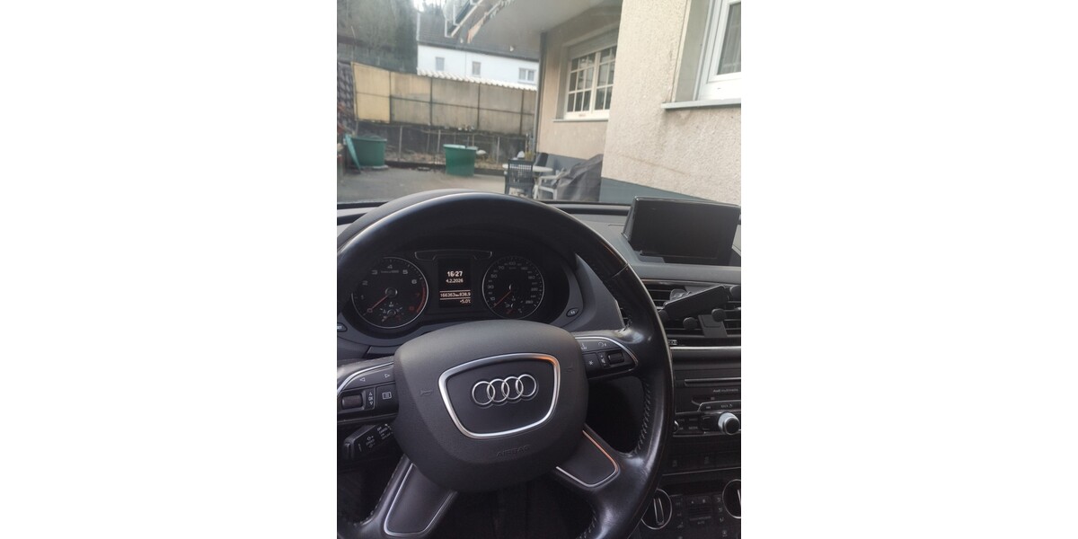 Audi Q3 166.500 km 15.000 &euro; Altena 58762