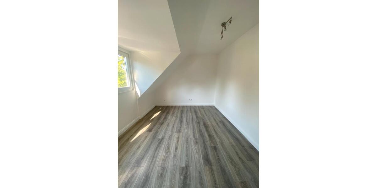 Dachgeschoßwohnung Hamm Berge - 2 Zimmer, 45 m&sup2;, 1.105&euro; | Angebot:25967596