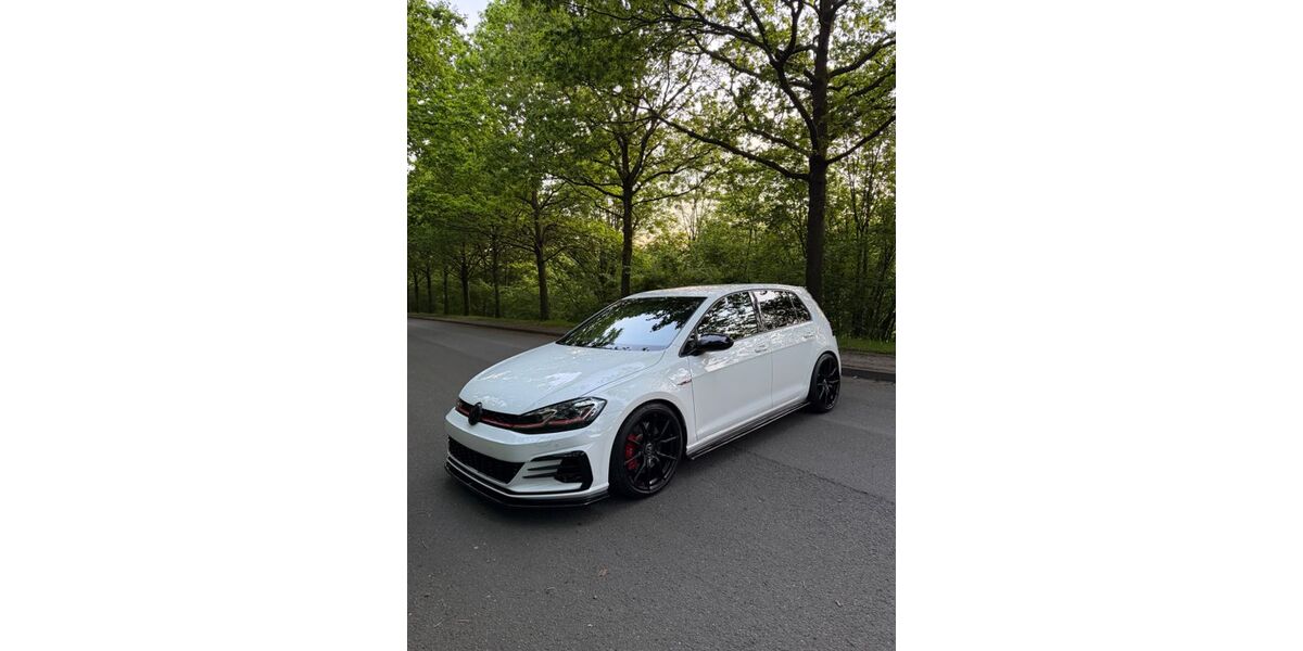 VW Golf 63.000 km 22.999 &euro; Iserlohn 58640