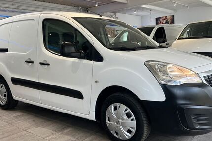 Peugeot Partner 120.000 km 8.490 &euro; Datteln 45711