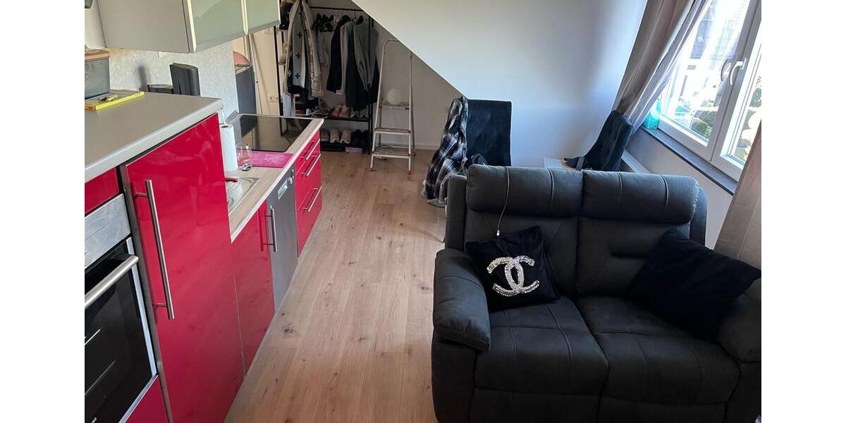 Dachgeschoßwohnung Holzwickede - 1.5 Zimmer, 38 m&sup2;, 620&euro; | Angebot:27550778