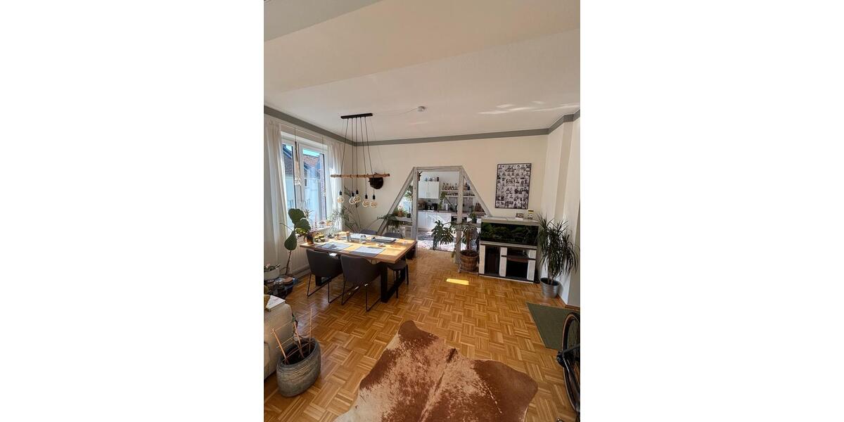 Etagenwohnung Dortmund Hombruch - 3.5 Zimmer, 86 m&sup2;, 1.200&euro; | Angebot:27613506