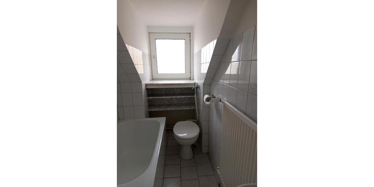 Dachgeschoßwohnung Herne Altenhöfen - 2 Zimmer, 34 m&sup2;, 362&euro; | Angebot:25991597