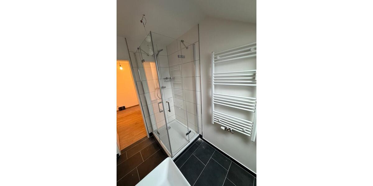 Dachgeschoßwohnung Hagen Hagen-Mitte - 2 Zimmer, 64 m&sup2;, 770&euro; | Angebot:25180618